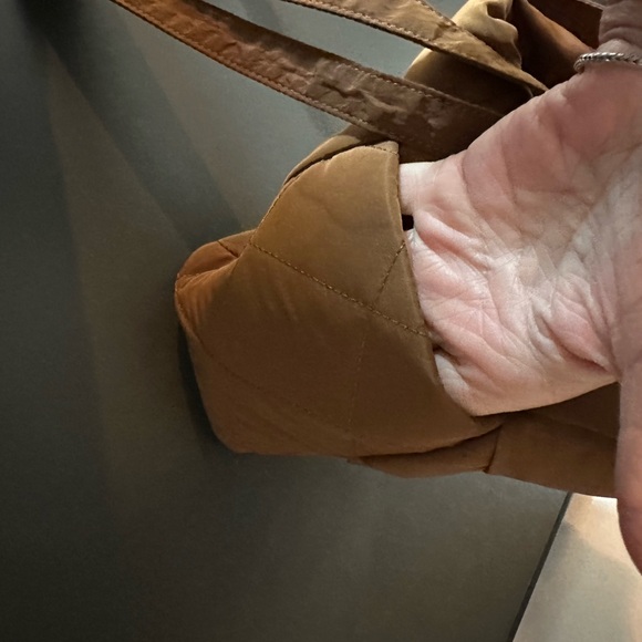 Vince Camuto Audri nylon crossbody shoulder bag - Picture 5 of 14